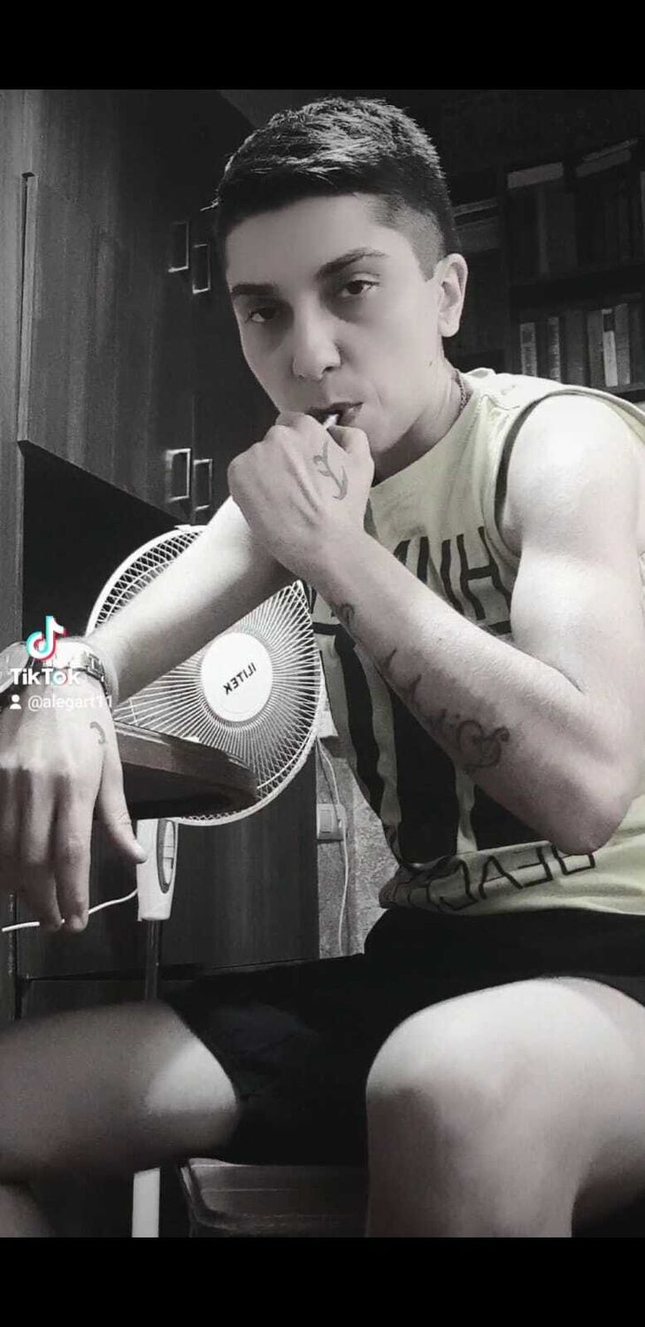  38059253  Ruzgar, 33 ,    