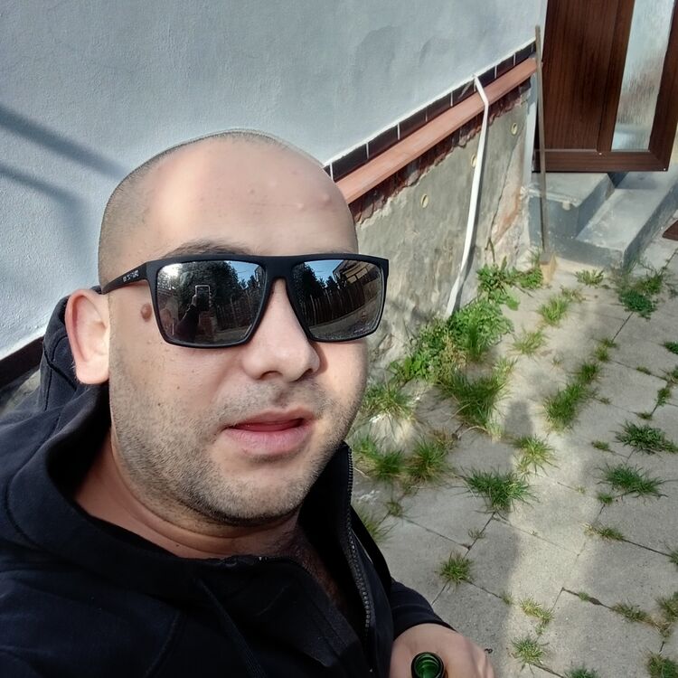  24029773  , 29 ,    Trebic