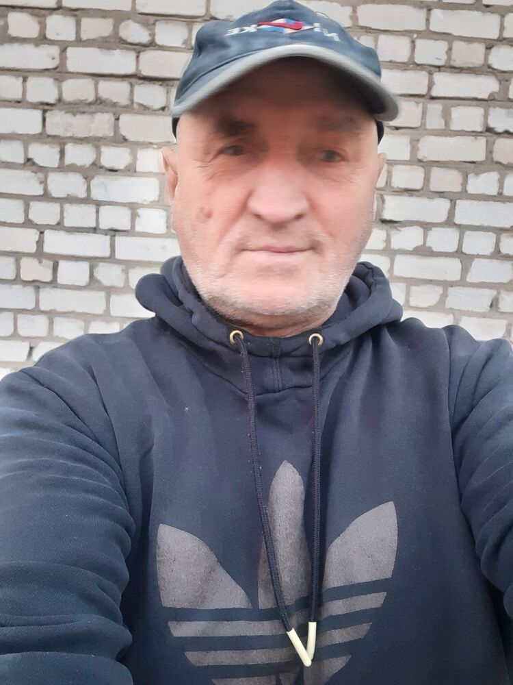  37707103  , 69 ,    