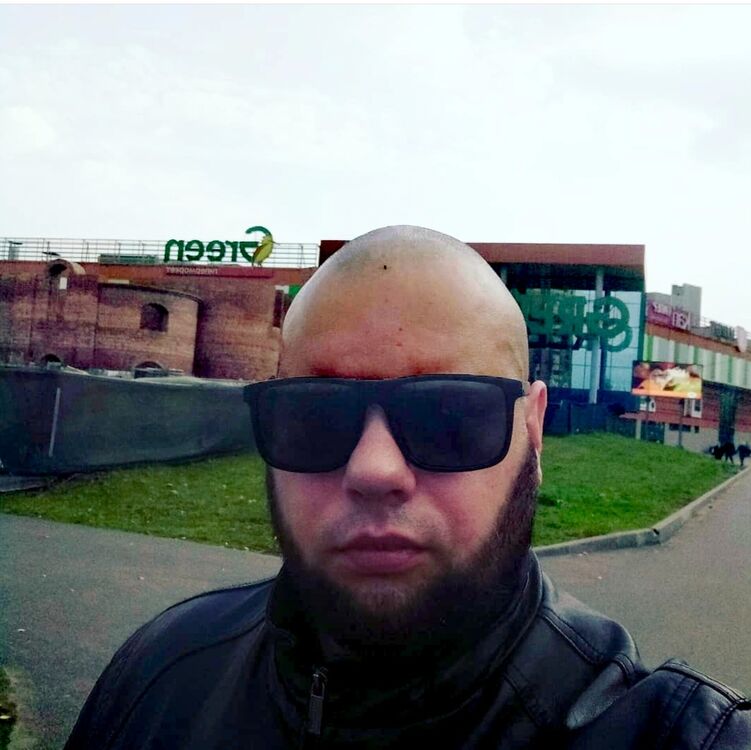  39693243  ViktaR, 29 ,    