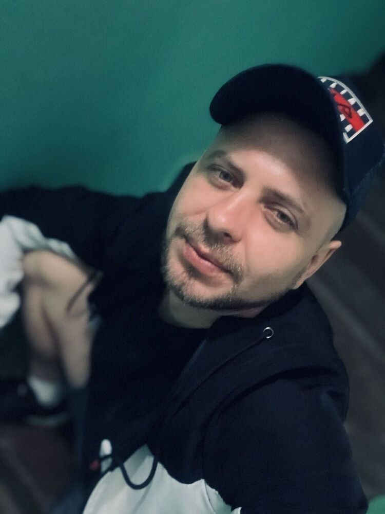  36880703  , 34 ,    