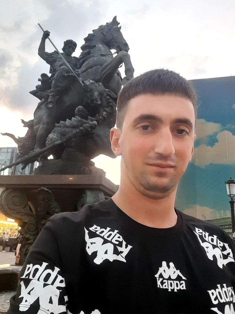  35590863  , 28 ,    