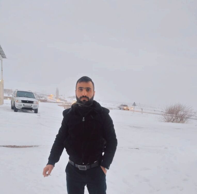  43467473  Lyov, 35 ,    