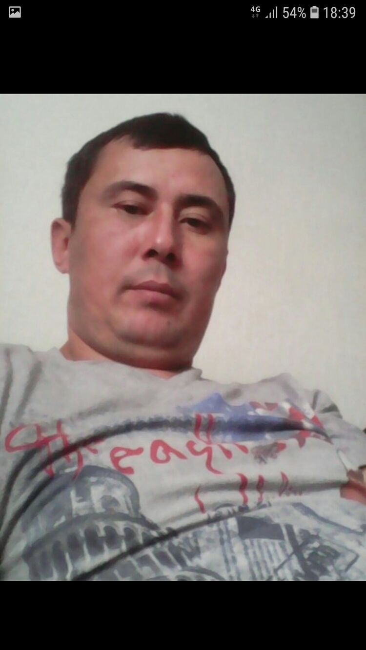  ,   Dauren, 44 ,   c 