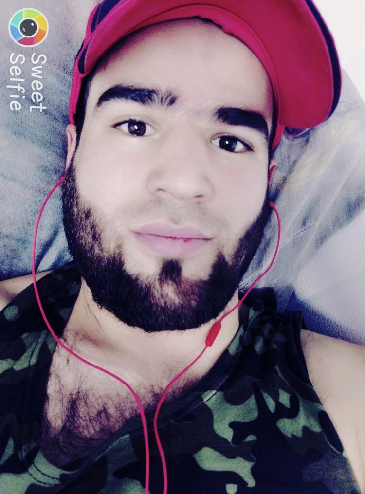  33694823  Mek, 32 ,    
