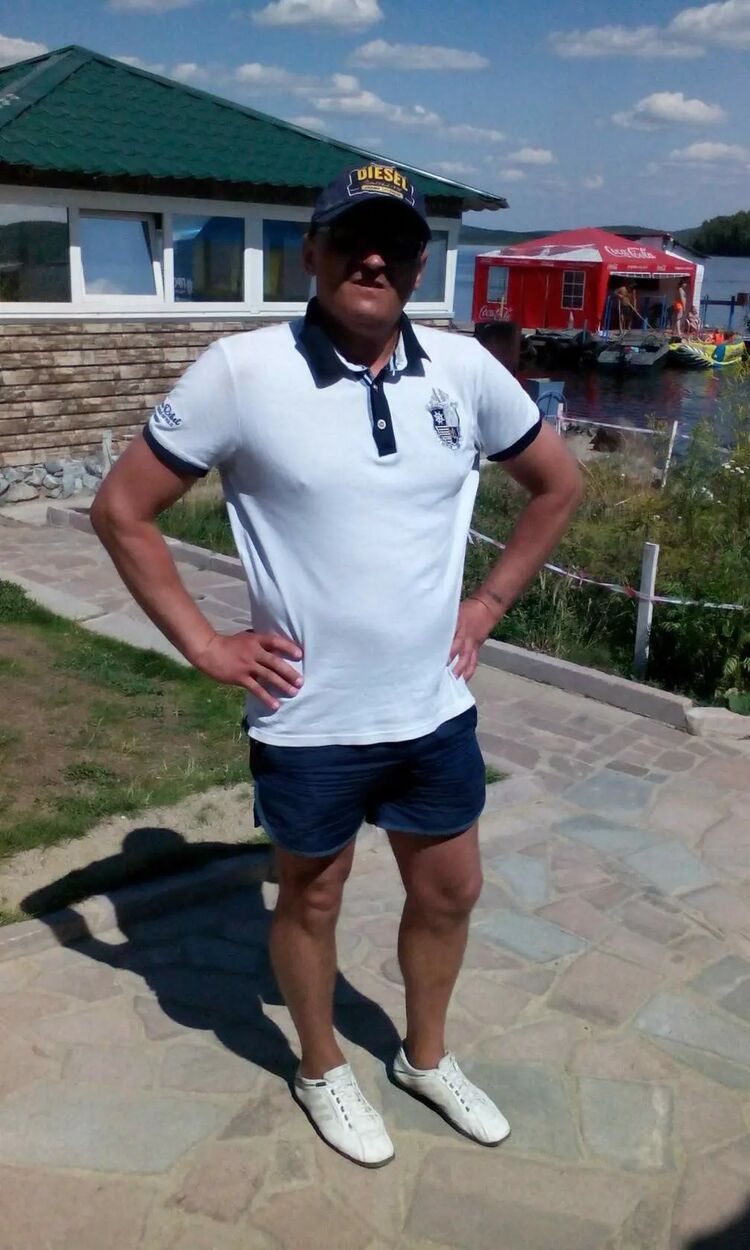  51315543  Sergey, 52 ,    