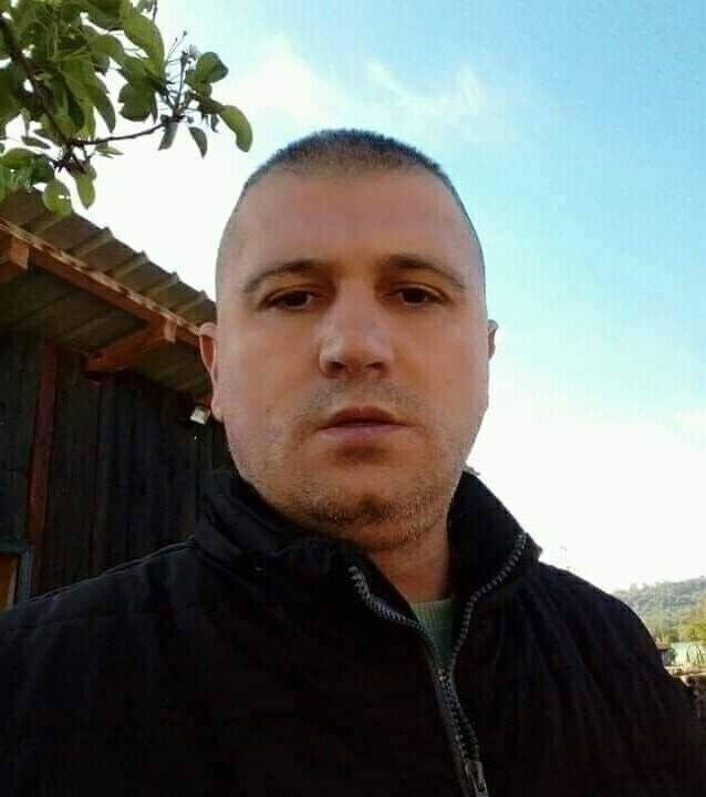  36671023  , 44 ,    