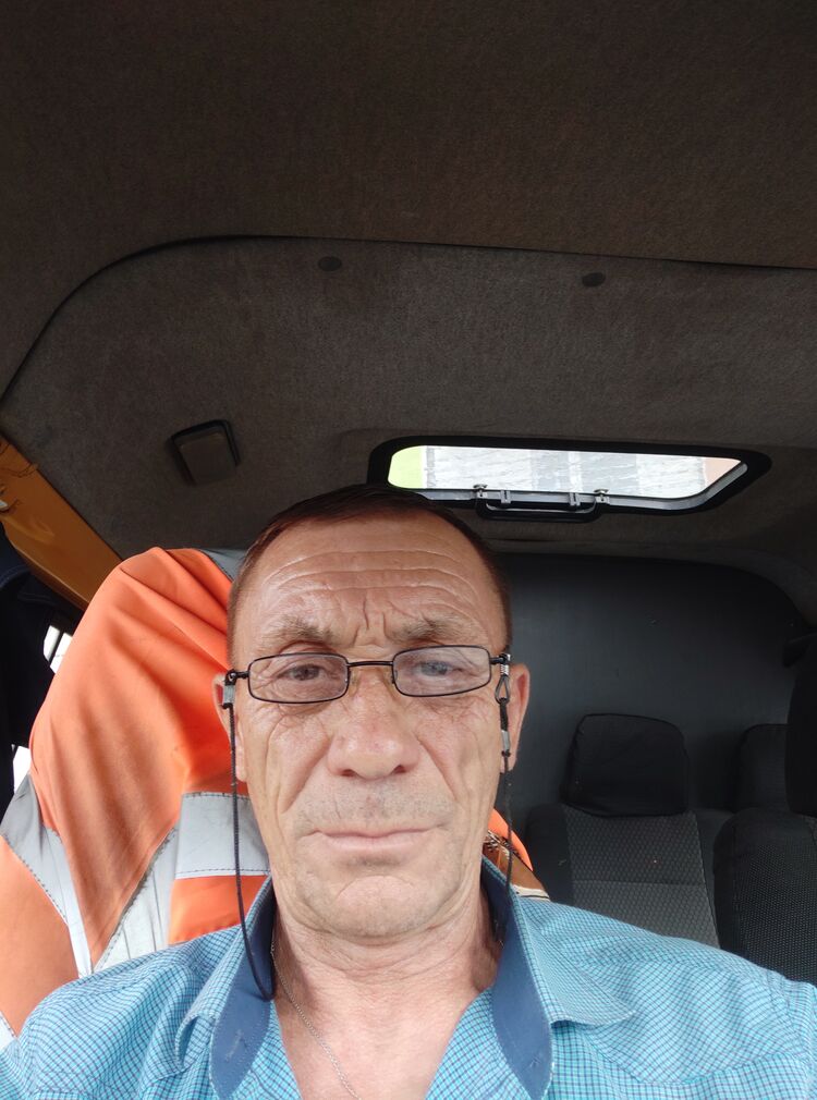  28749883  , 61 ,    