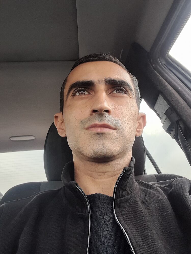  29973513  Edgar, 35 ,    