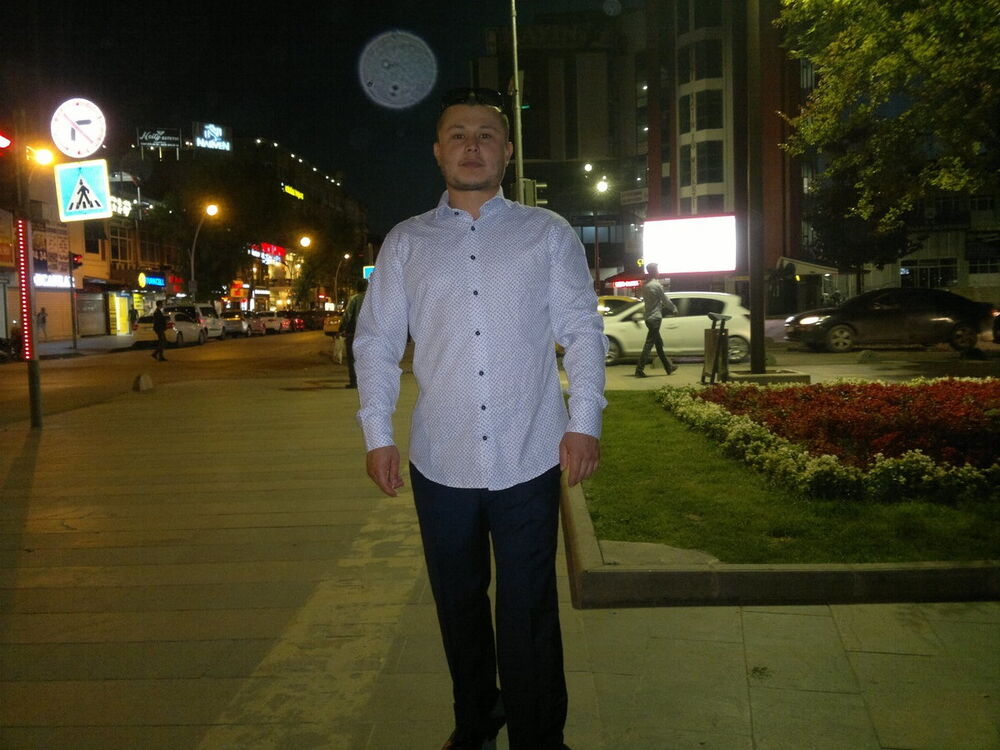  18546353  Shuxrat, 39 ,    