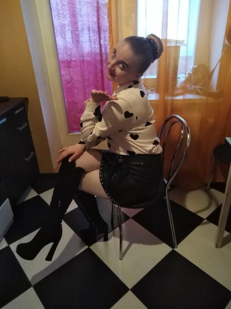  24008303  , 32 ,    