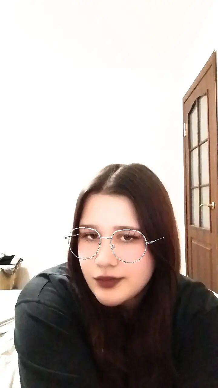  48012543  , 18 ,    