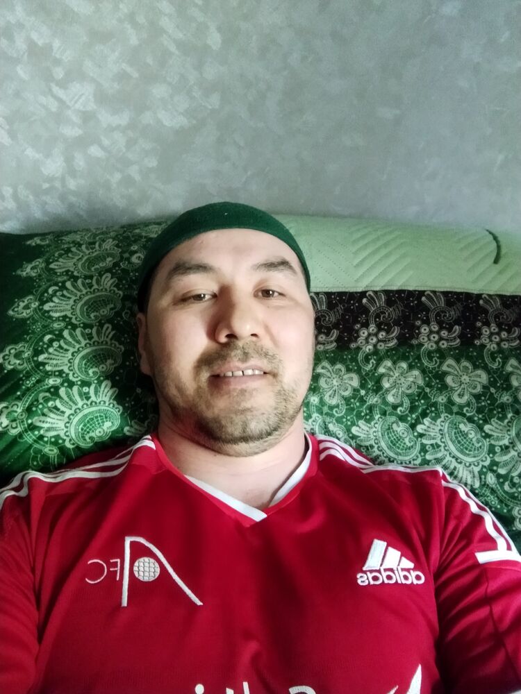  30388903  Nuriddin, 43 ,    