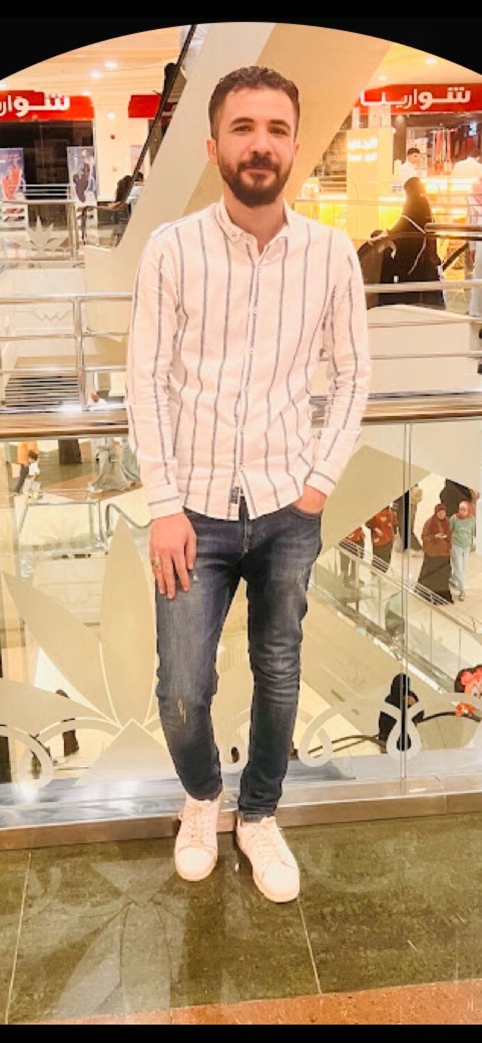  Haarlem,   AHmed, 32 ,   ,   