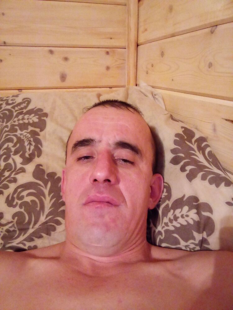  30864103  Damir, 42 ,    