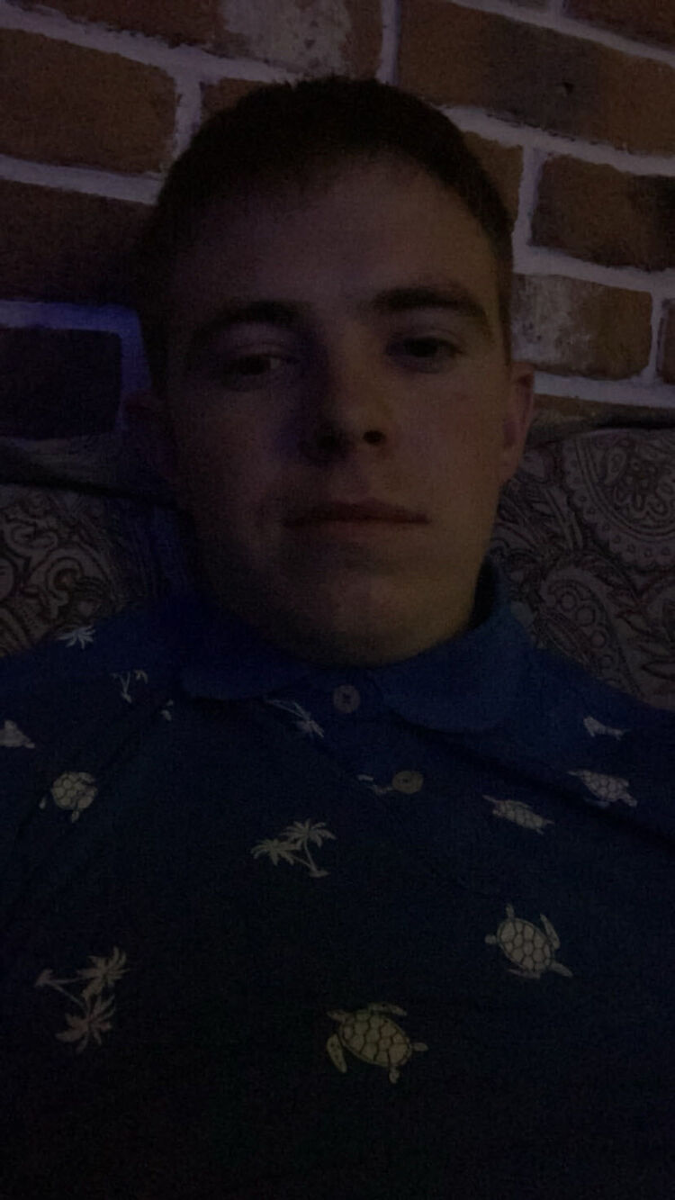  32324773  , 26 ,    