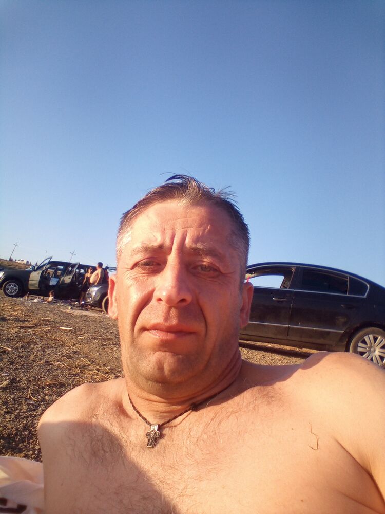  45394413  Ikaa, 45 ,    