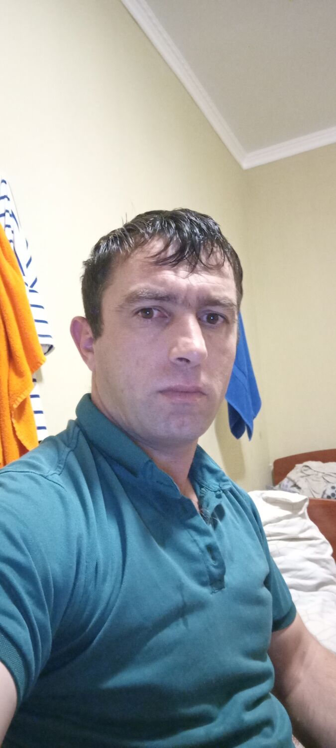  37254293  Ruslan, 39 ,    