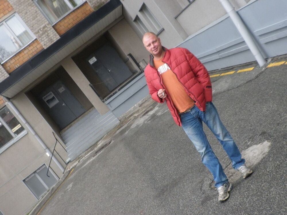  11283843  Jura, 43 ,    
