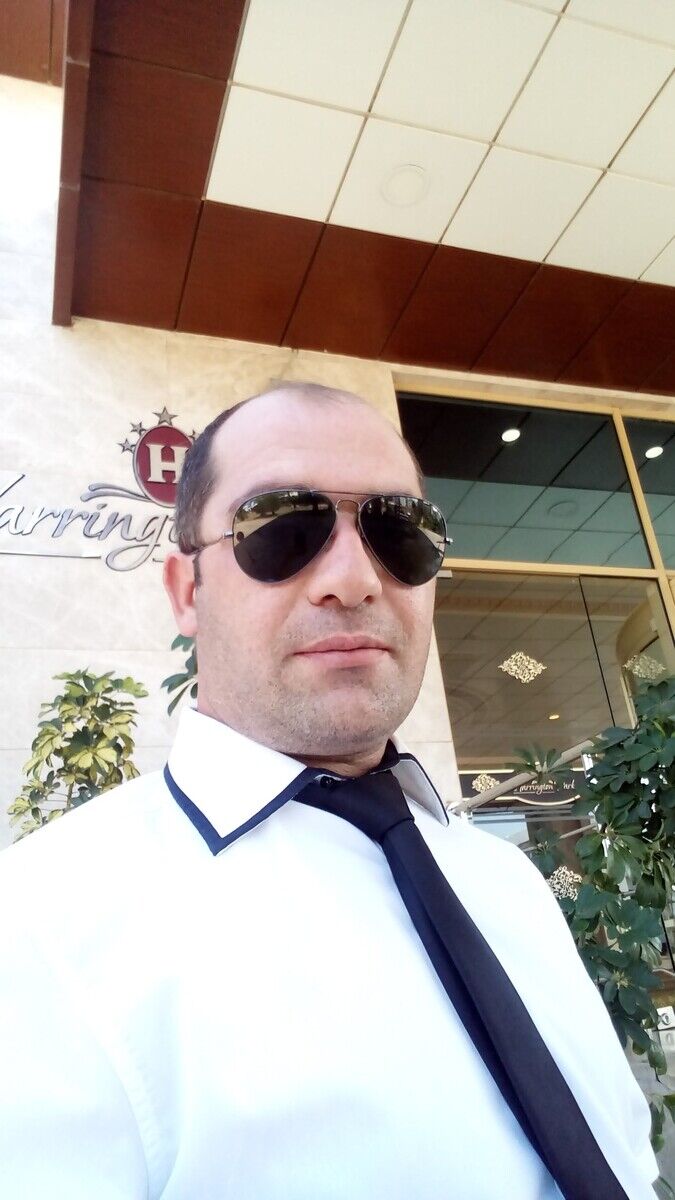  20857153  Kerim, 38 ,    