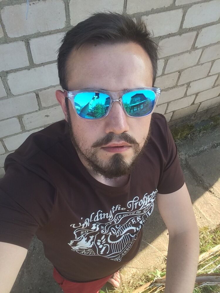  4722993  , 38 ,    