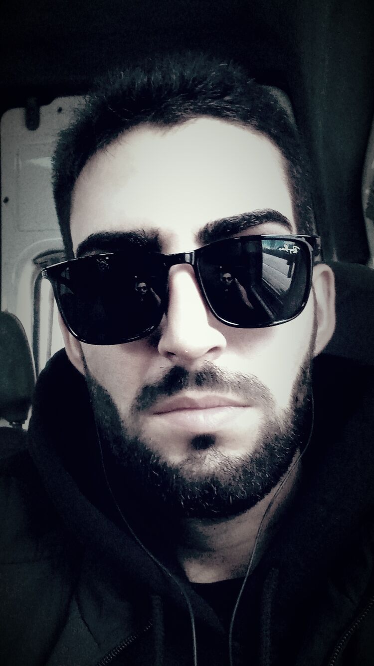  ,   Koba, 25 ,   ,   