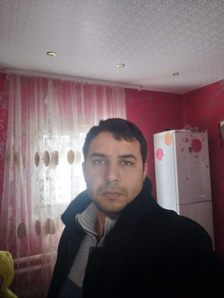  30423803  , 40 ,    