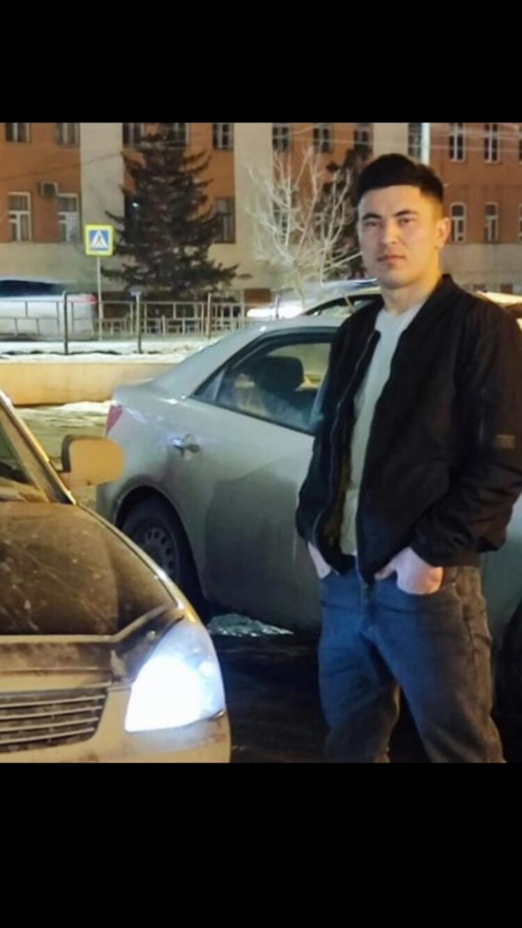  40032283  , 27 ,    