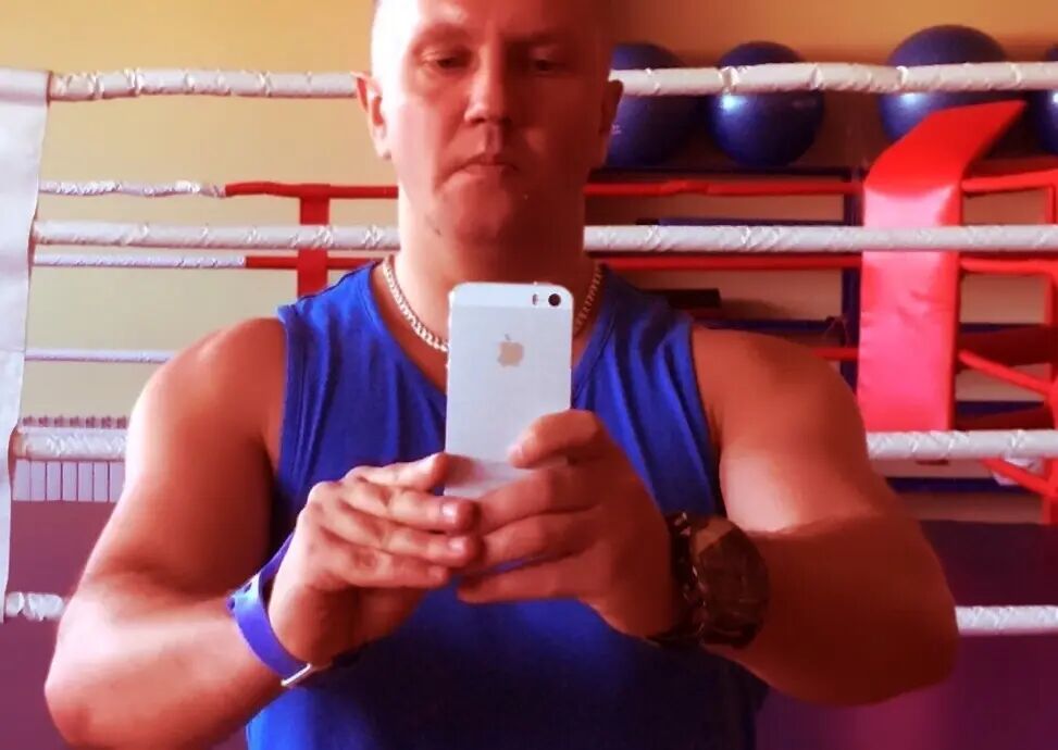  28410863  , 38 ,    -