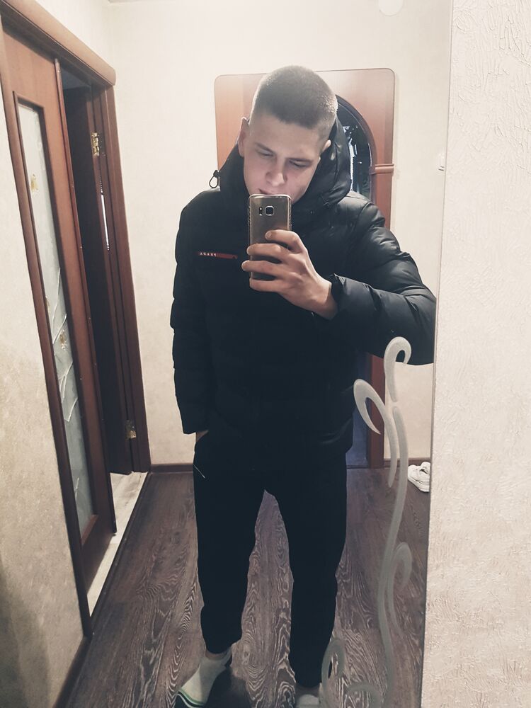 ,   Mikhail, 29 ,   ,   , c , 