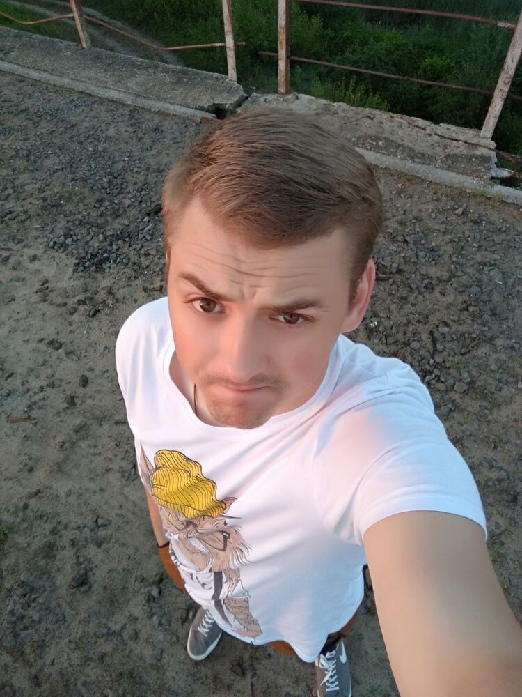  ,   Alex, 31 ,   ,   , c 