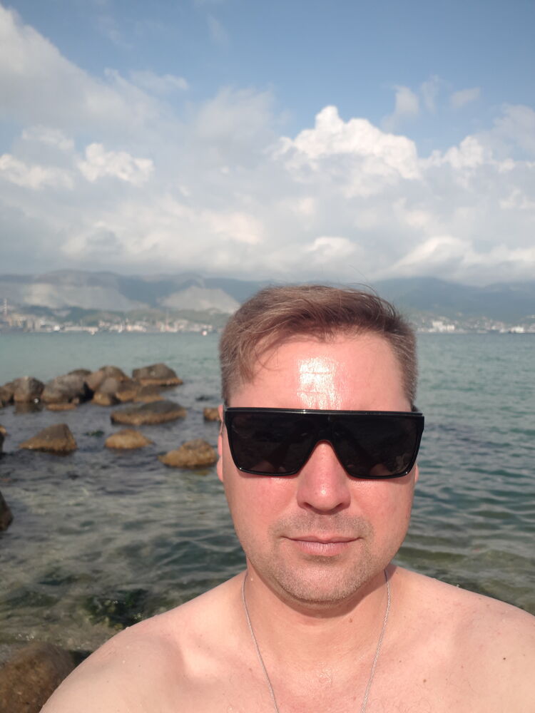  29828573  Andrey, 40 ,    --