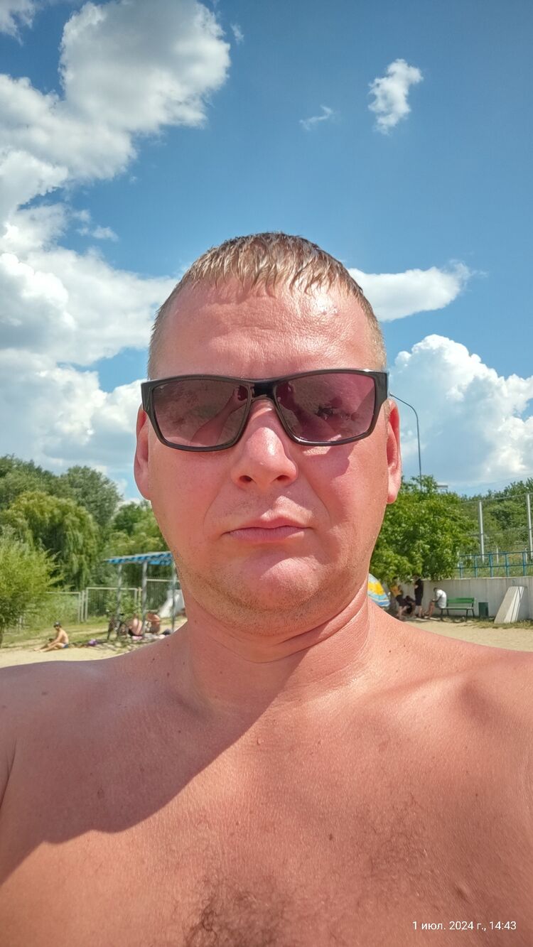  44351203  , 39 ,    