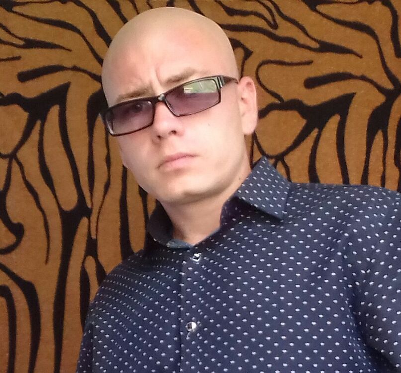  7806113  Anton, 40 ,    