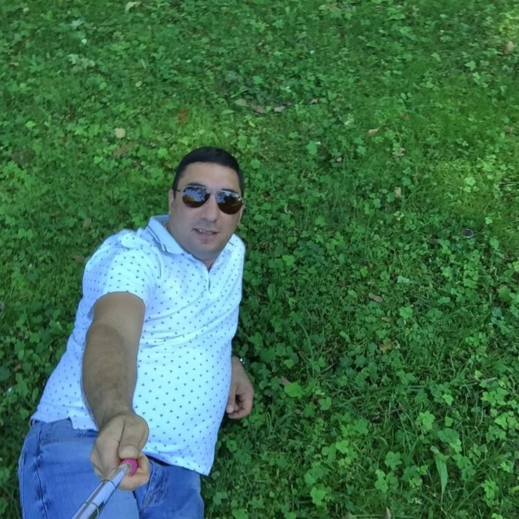  ,   Arni, 42 ,   ,   