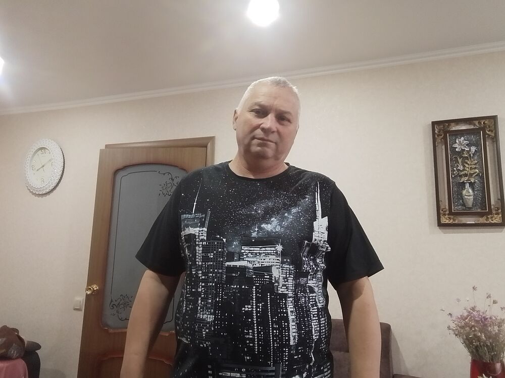  51083643  , 57 ,    