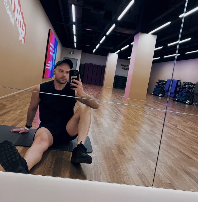  54137493  Serg, 32 ,    