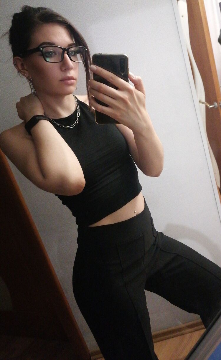  53245643  , 33 ,    