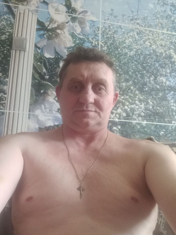  33374633  Sergey, 54 ,    