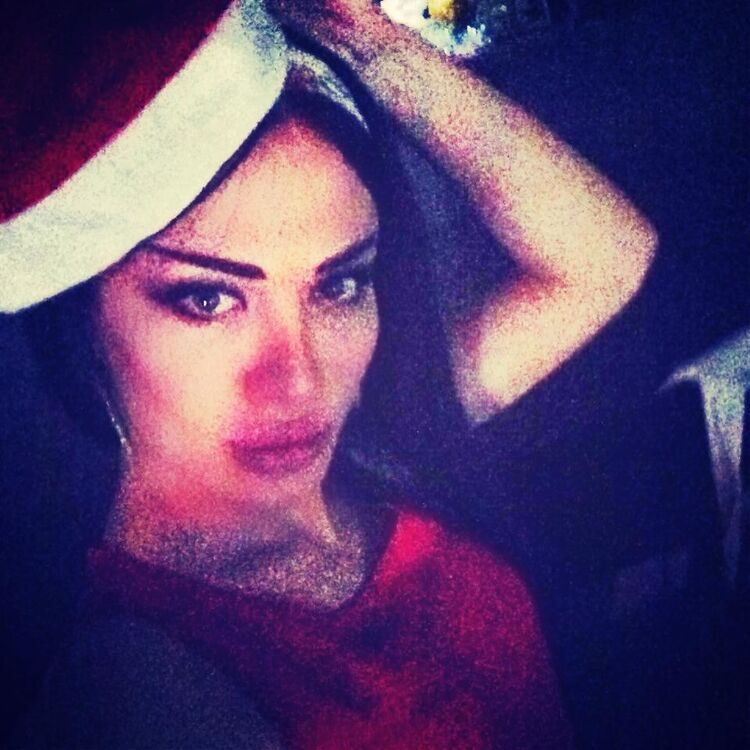  Piraeus,   Nata, 33 ,     , c 
