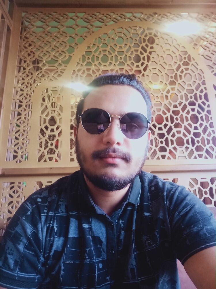  21229073  Amin, 29 ,    
