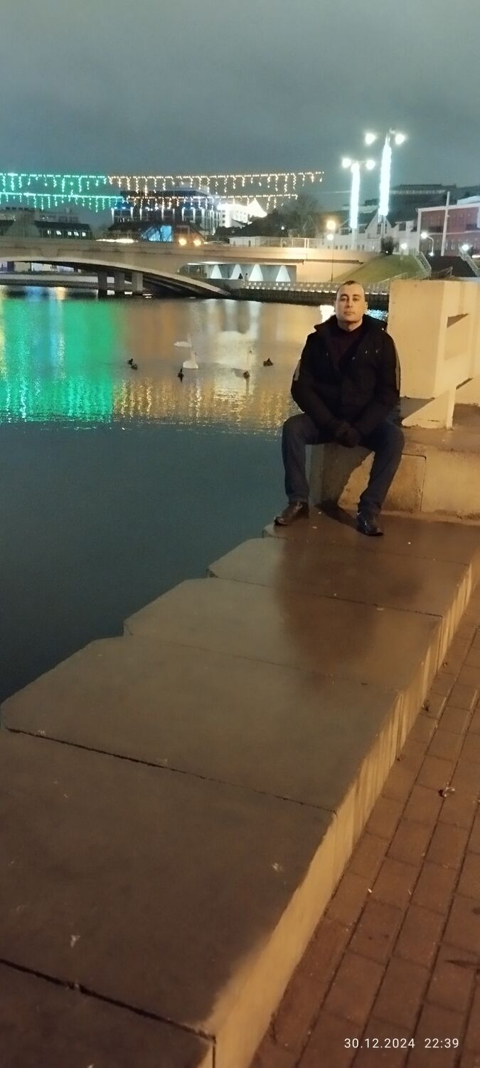  48768223  , 37 ,    
