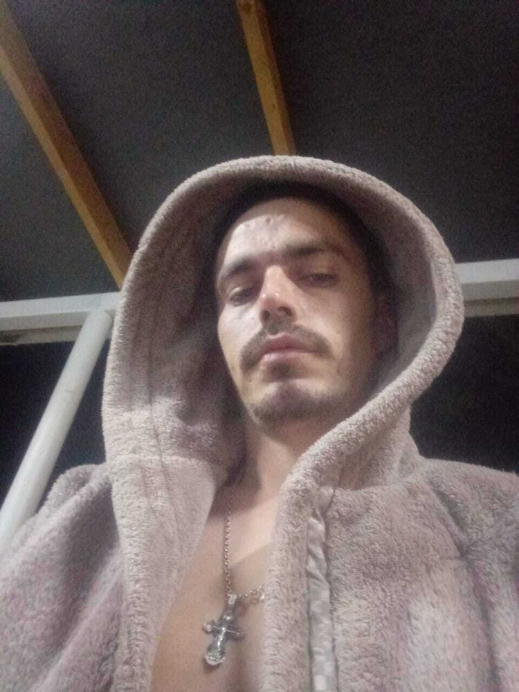  49956053  , 31 ,    