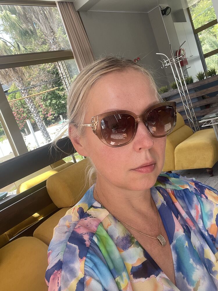  54729803  , 28 ,    --