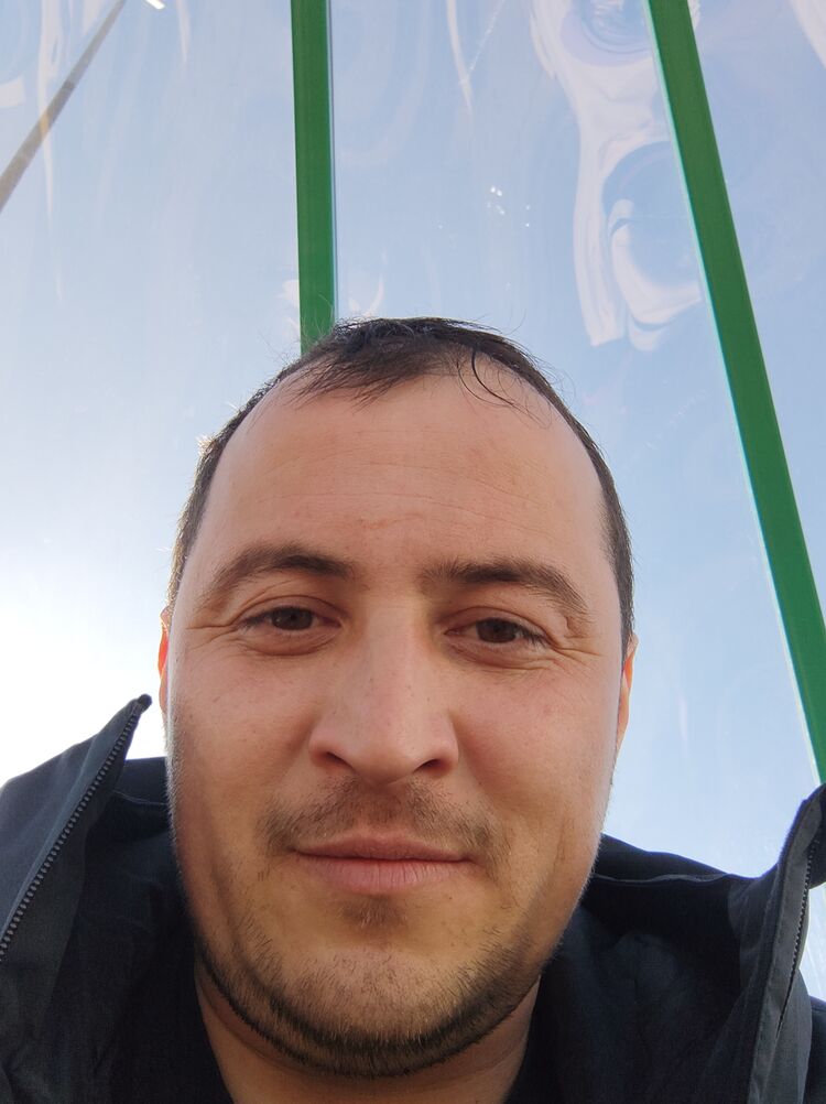  48164143  , 33 ,    