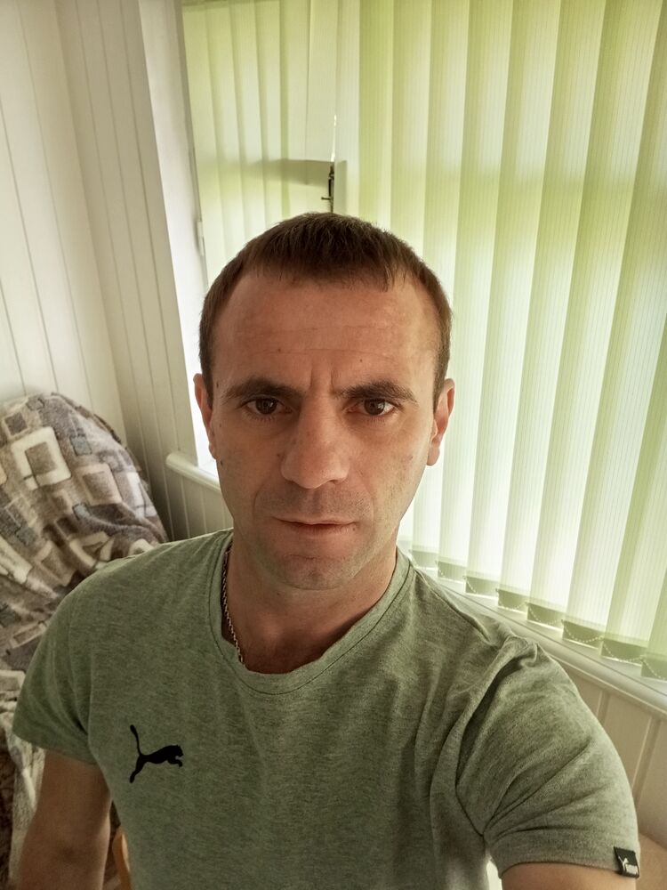  52105463  Vladimir, 38 ,    --