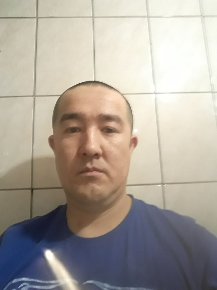  ,   Farxod, 35 ,   ,   