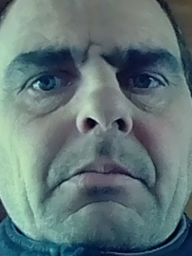  14728993  Vlad, 45 ,    
