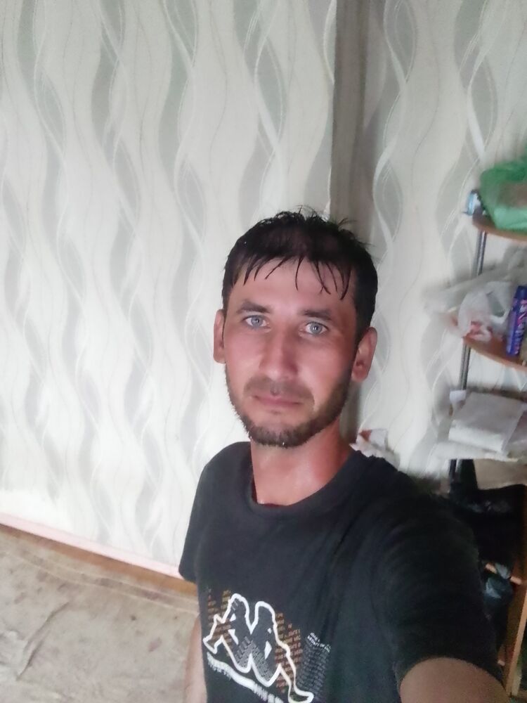  53260403  Ogabek, 29 ,    