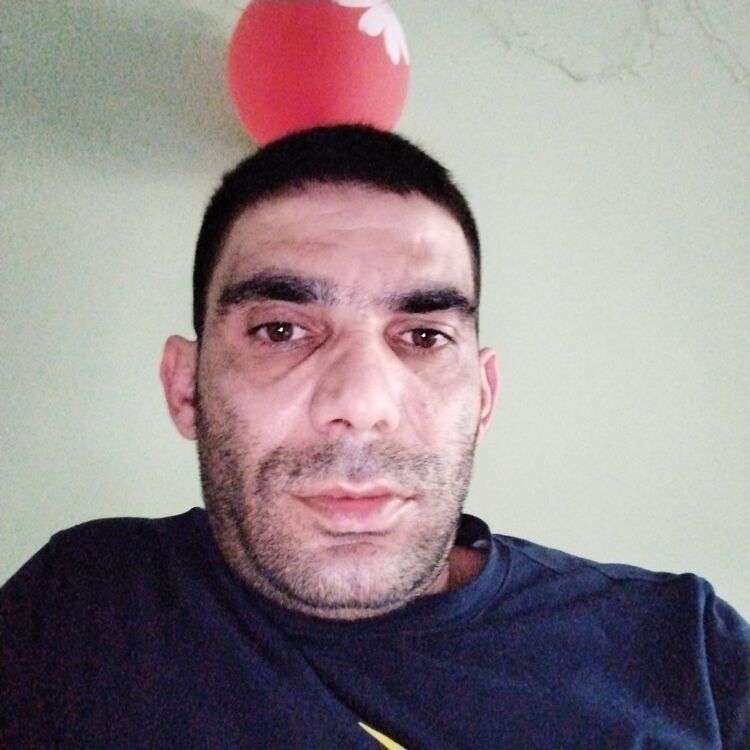  34900803  Artyom, 39 ,    